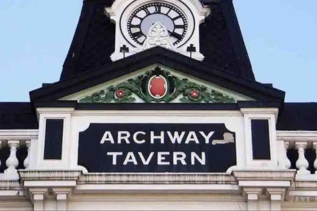 Archway Station Studios London Luaran gambar